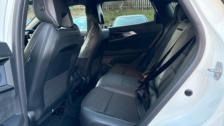 Renault Austral E-Tech FHEV Iconic Esprit Alpine 5dr Auto 4C Hybrid Estate